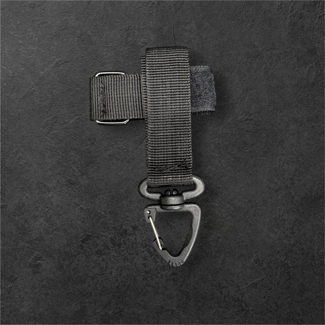 ONE SHEAR® Tactical MOLLE Carabiner Buckle – Multi-Use Nylon Storage Hook for Gloves, Rope & Gear